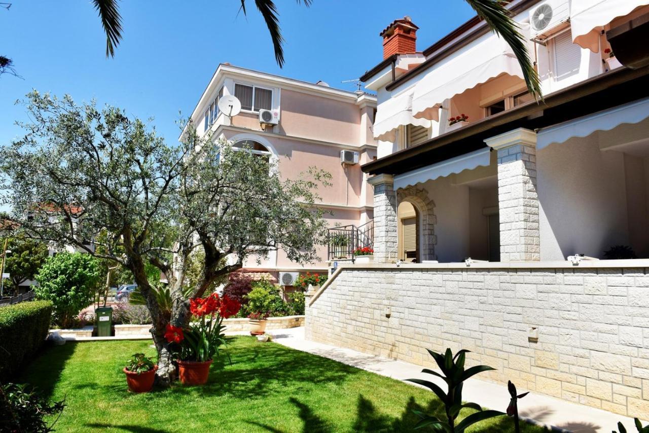 Apartments Lavizatic Пореч Екстериор снимка